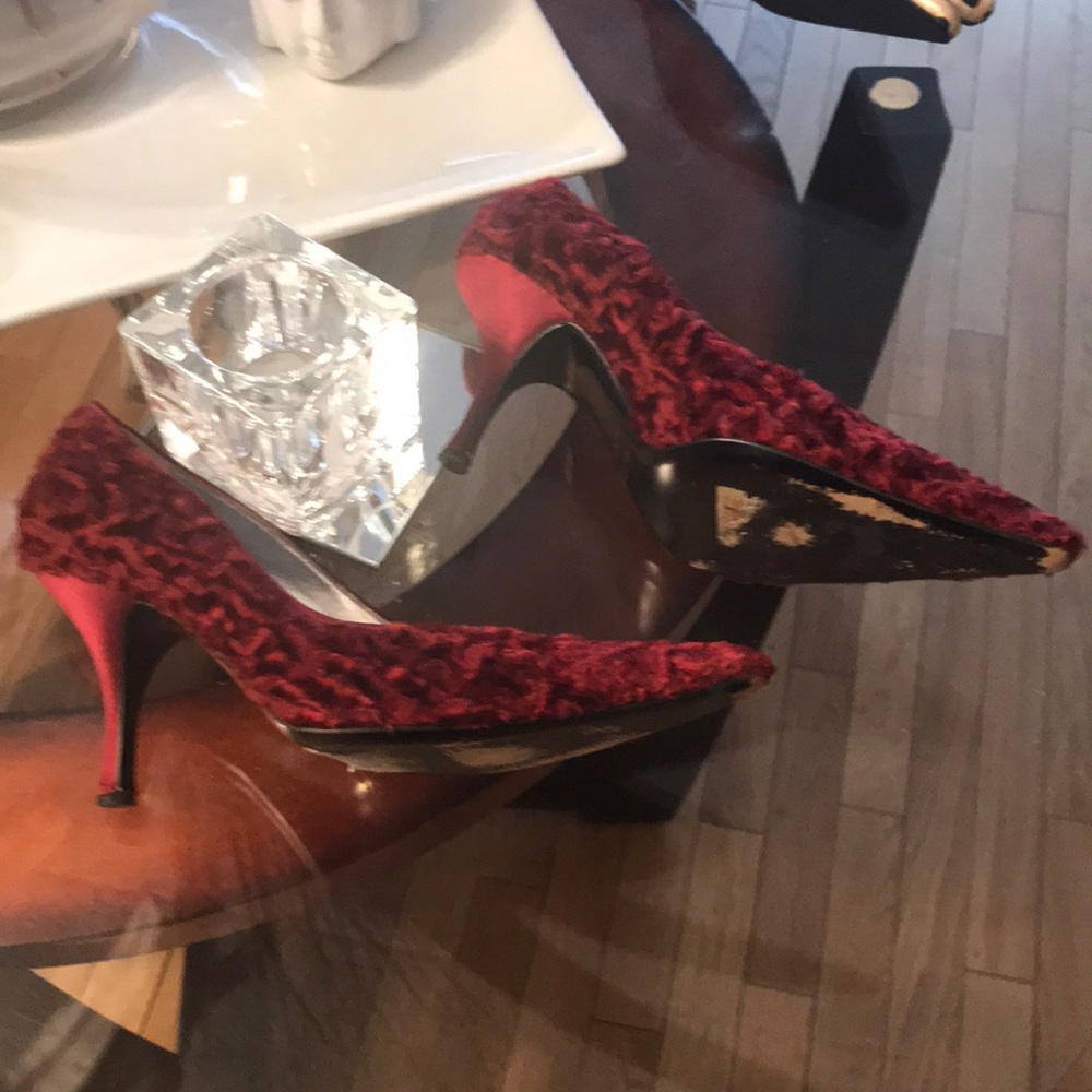 Shoes - Picture 2 of 4